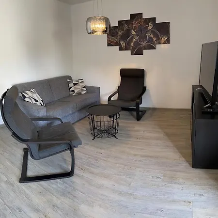 Nina's Place